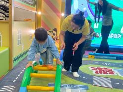 -莫莉幻想儿童乐园(武汉金银潭永旺店)