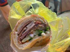 -Bánh Mì Huynh Hoa