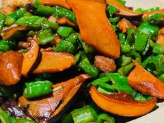 -吃饭皇帝大土家民族菜(荟聚店)