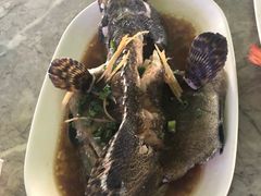 -四川小胡子海鲜(丁村万人海鲜广场店)