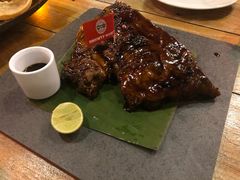 烤肋排-Naughty Nuri’s Phuket