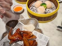 -蝴蝶里·粤菜·点心(滨江龙湖店)