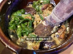 -费大厨辣椒炒肉(万家丽一店)