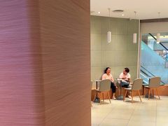 -奈雪的茶(亨特国际广场店)