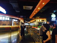 -时尚MEGO商业广场(华新地铁店)