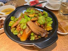 -一朵菌·野生菌探索家火锅(南亚店)