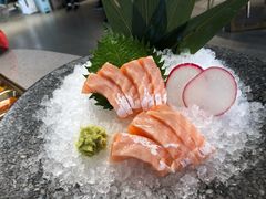 三文鱼腩刺身-妥妥烤肉料理(昙华林店)