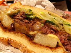 -The Habit Burger Grill 哈比特汉堡(复兴soho店)