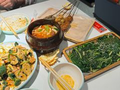 -亚伟瓦罐面美食城(淇县总店)
