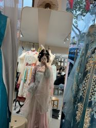 -一揽芳华汉服旗袍体验馆(拙政园店)