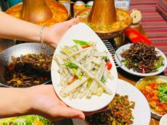 -雀舞云南菜(天津天河城购物中心店)