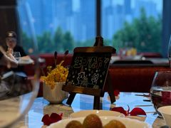 -遇外滩(BFC外滩金融中心店)