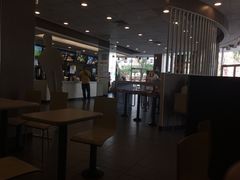大堂-麦当劳(东坑店)