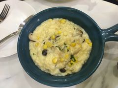 -丽莎沙拉轻食餐厅(国贸店)