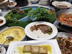 -九尊食上(生态园林酒店)
