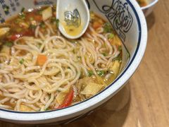 -陇上秦轩西安biangbiang面(朝龙汇店)