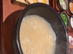 -银米·云南传统过桥米线(双廊黑金冠店)