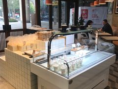 -Dough&Joe团憩(瑞虹天地月亮湾店)