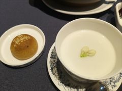 茉莉花奶冻配云腿小饼-翠府(翠湖北路店)