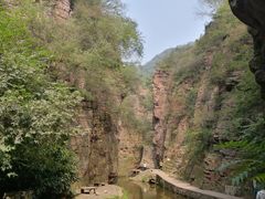 -龙潭大峡谷
