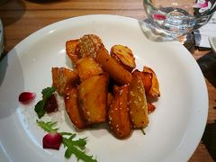 拔丝地瓜-上关雪東北菜(中房金谊店)