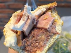 -Bánh Mì Huynh Hoa