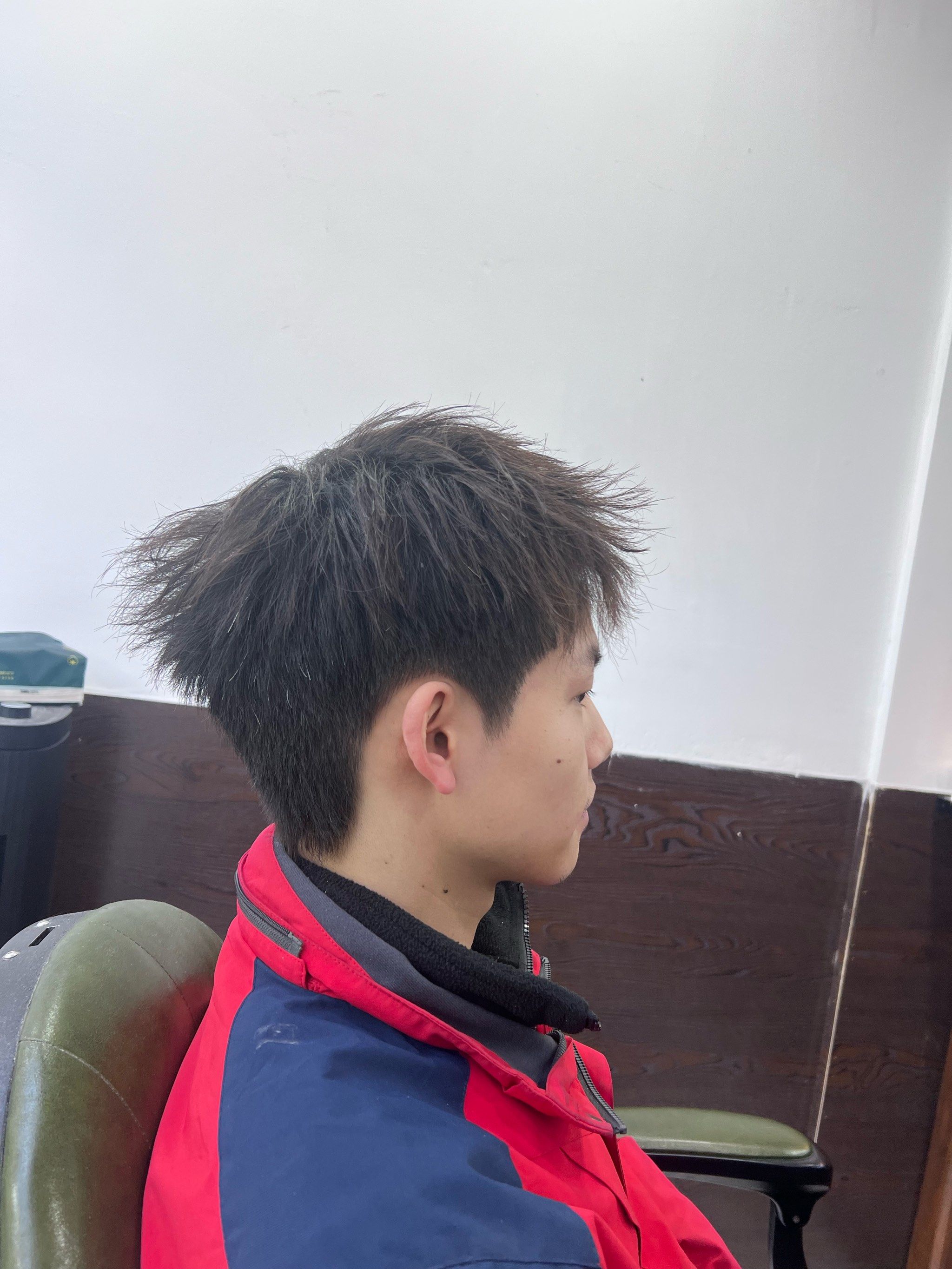 打造潮流男发型