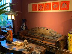 -大匠工房古船木艺术餐厅·猪肚鸡专门店(长白仙岛店)