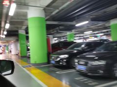 -合生汇购物中心-停车场