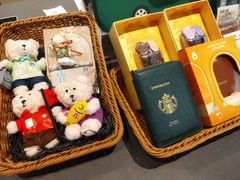 -星巴克臻选(上海合生汇1F店)