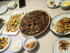 -老码头黑皮肘子锅包肉(赣水路店)