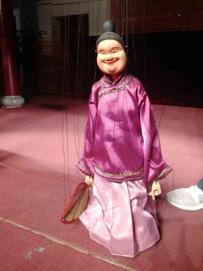 提线木偶戏传承保护中心-"提线木偶小时候在一些台湾剧上面看过,是闽.