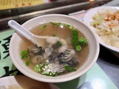 蚵仔汤-壹等品霸王猪脚(世紀廣場旁)