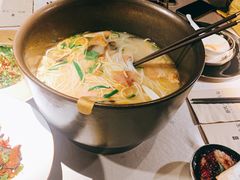 过桥米线-都氏家DUSJOY(翡翠城店)