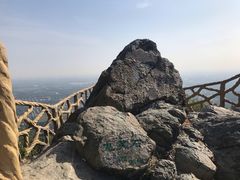 -鬼笑石后山停车场