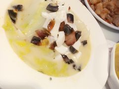 -新大咀港式茶餐厅(宝山万达店)
