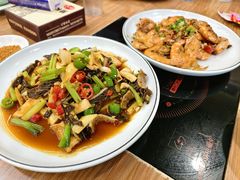 -荣基四海一家·家常菜·海鲜大排档(新安店)