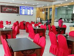 大堂-撒拉人家.酸菜牦牛肉火锅