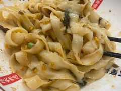 -顺溜·手工刀削面·黑金店(铜锣湾店)