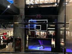 -Air Jordan(世贸天阶店)