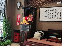 -莱蔻·圣灸堂·推拿艾灸(天山店)