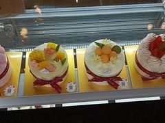 -花花卷卷·鲜食蛋糕(静安久光百货店)