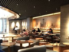 大堂-星巴克(静安嘉里中心B2店)