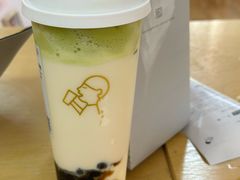 -喜茶(上海奉贤宝龙店)
