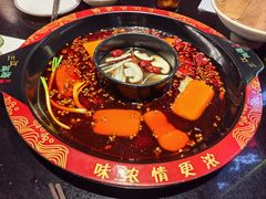-三江两海老火锅(北京首店)