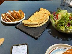 -伊带伊路新疆美食府(呼家楼店)
