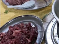 -五洞培记山庄·鲜牛肉火锅