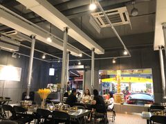 大堂-本炙炭烤·蒲烧活鳗料理店(金沙洲店)