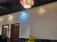 大堂-庞家烧烤客栈(炮台山店)