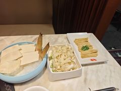 -七欣天香辣蟹火锅(南京建宁路大观天地店)